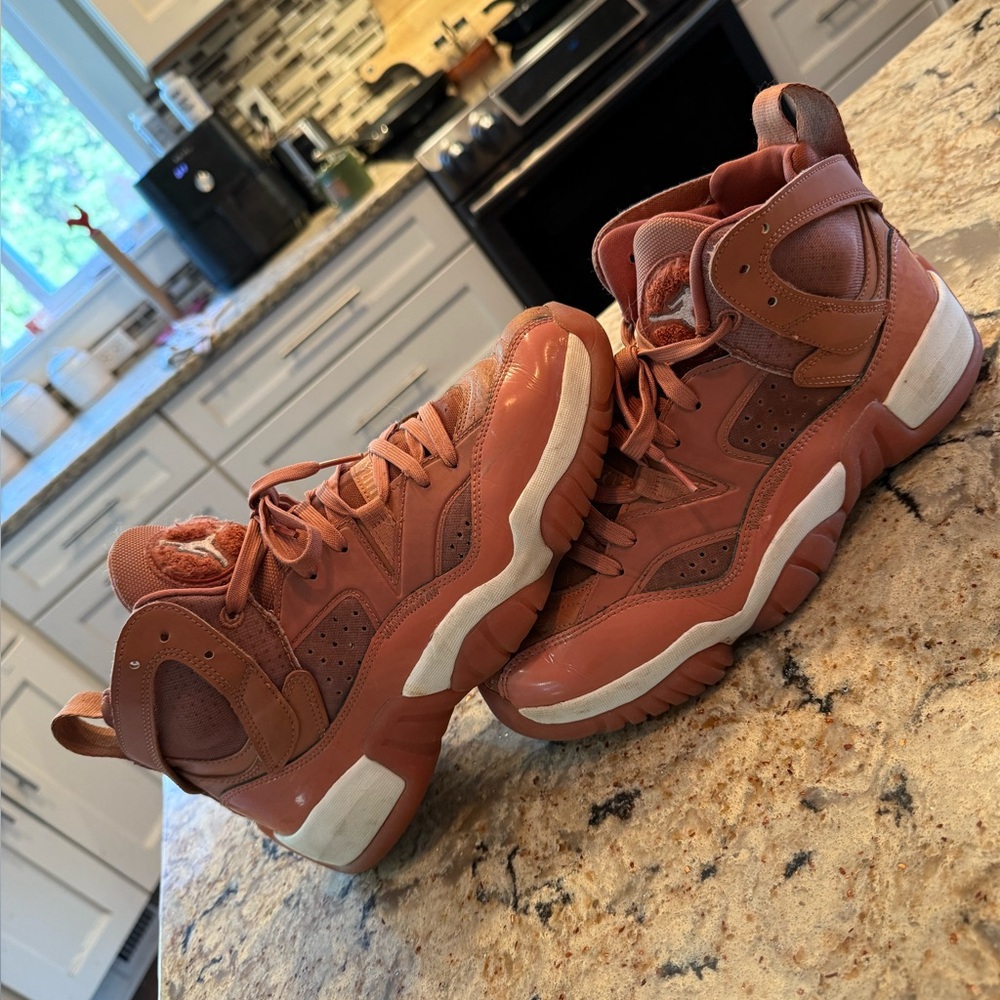 Jordan Jumpman Team 1 Coral Pink size 10